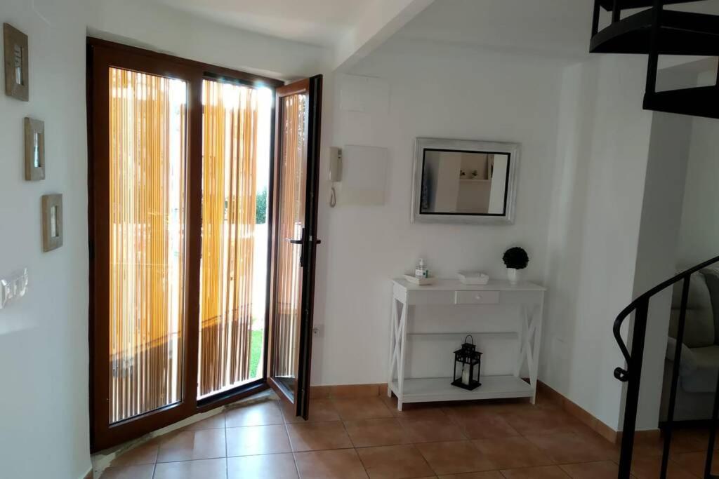Apartamento Duplex. Muy Tranquilo. Terraza Y Bbq Appartement Dénia Buitenkant foto
